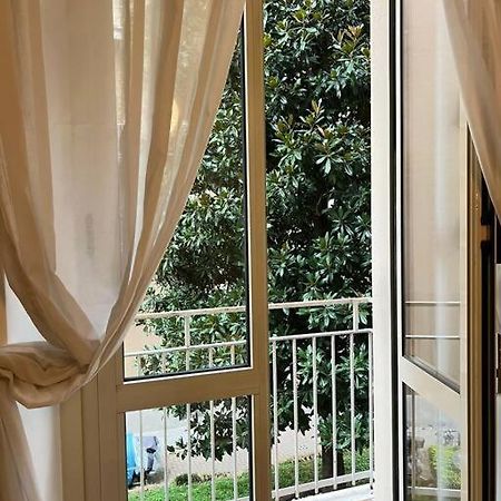 Modern Pretty Apartment Near Isola Zone มิลาน ภายนอก รูปภาพ